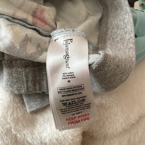 Pajamagram 4T Unisex Penguin Christmas Pajamas - Picture 9 of 9